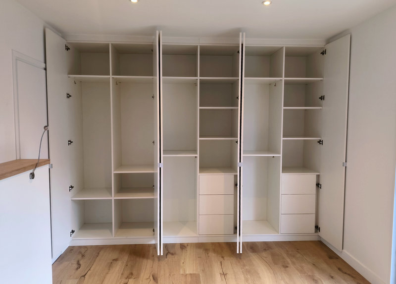 FG Menuiserie : réalisation de dressing, bibliothèque, rangement sous escalier, meuble à chaussures